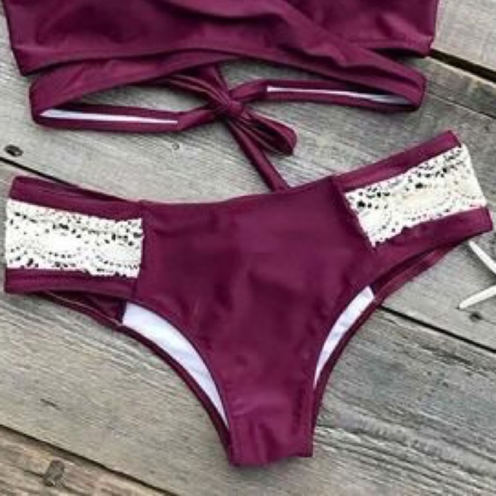 Cupshe Dazzling Sunshine Crochet Bikini Bottoms